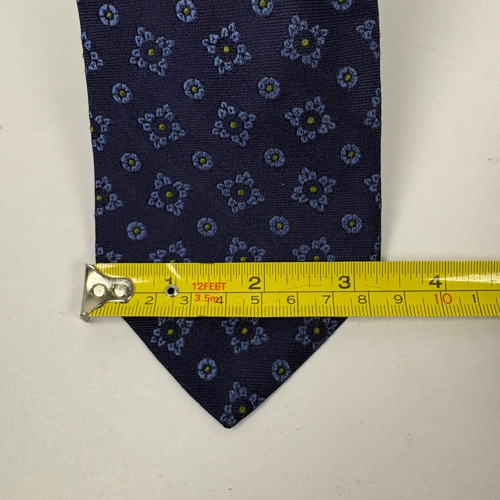 Brooks Brothers Silk Tie Mens OS Navy Blue Floral Medallion Made in USA 0476 - Picture 2 of 4